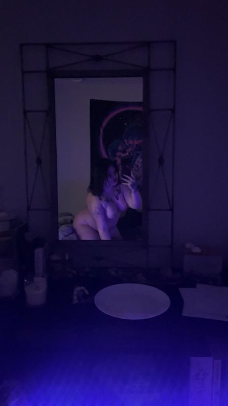 587-836-2872 images photos