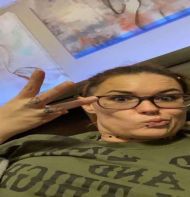 Sandy tee available for hookup and massage 