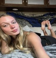 (213) 300-6280 Hot   girl now available in town 